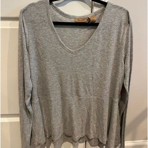 Women’s XL Wrangler grey blouse new with tags.